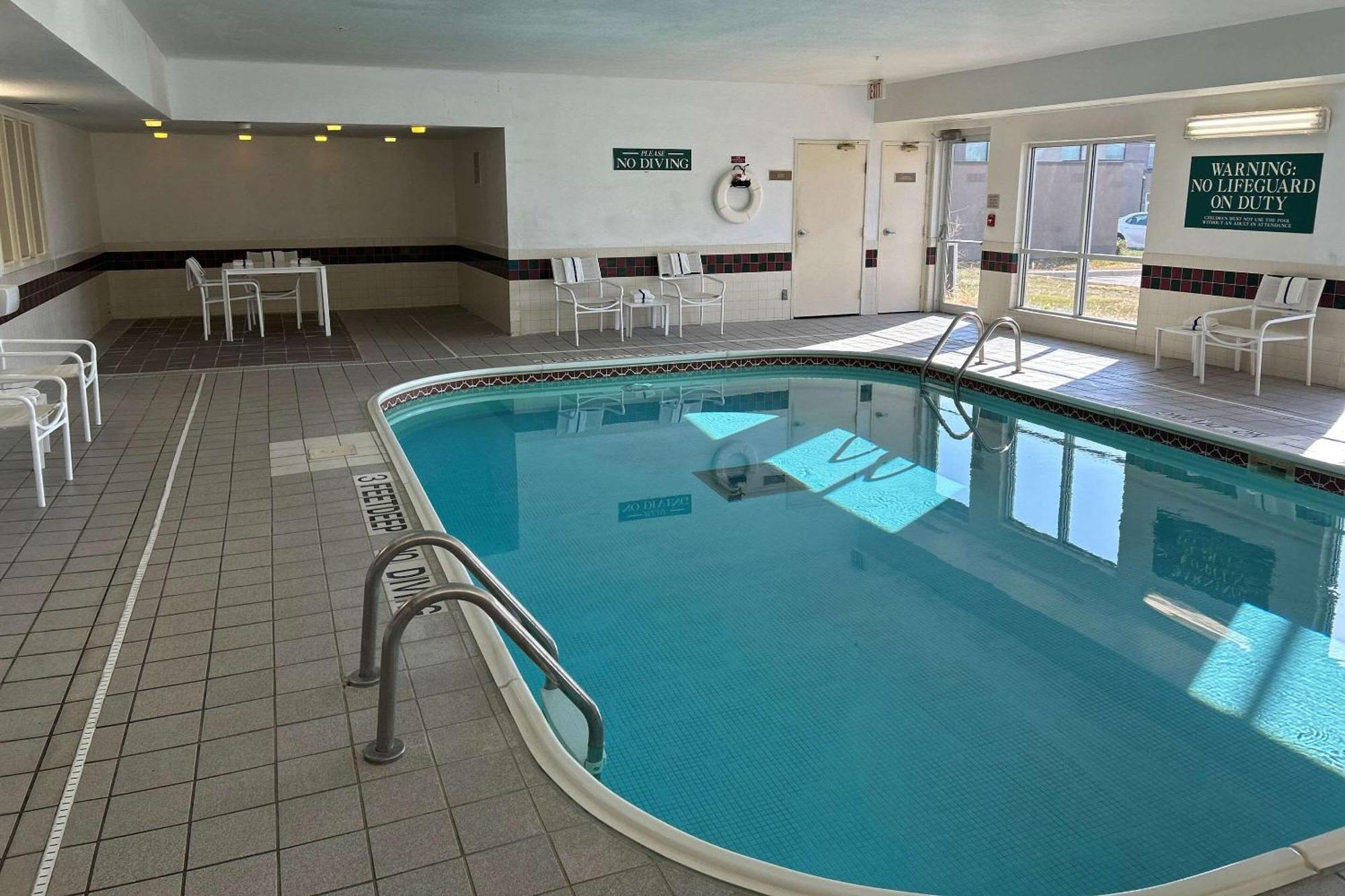 Country Inn & Suites By Radisson, Owatonna, Mn Extérieur photo